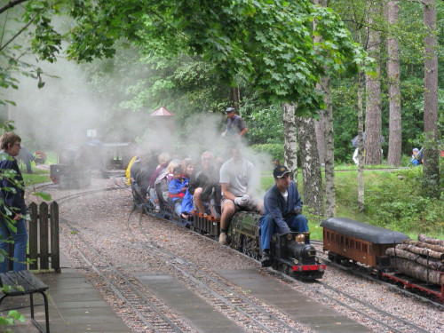 Borås Dampfbahn (Modelleisenbahn, auch Gartenbahn oder Parkbahn genannt)
